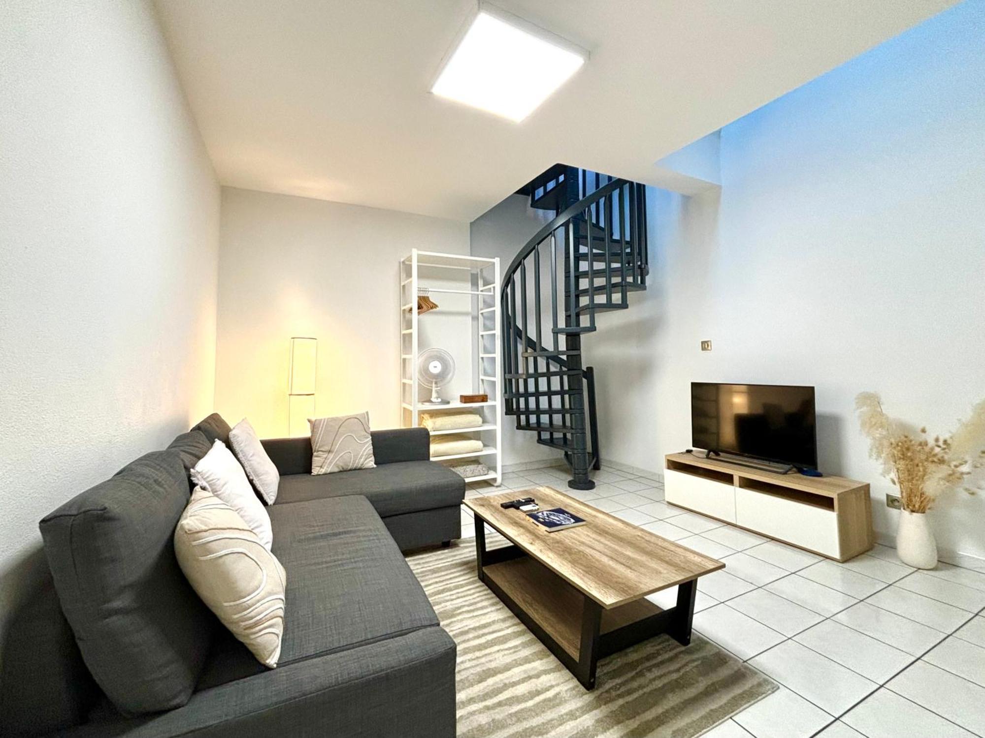 Charmant Duplex - Hyper Centre - 44M2 Proche Place Stanislas Nancy Exterior foto
